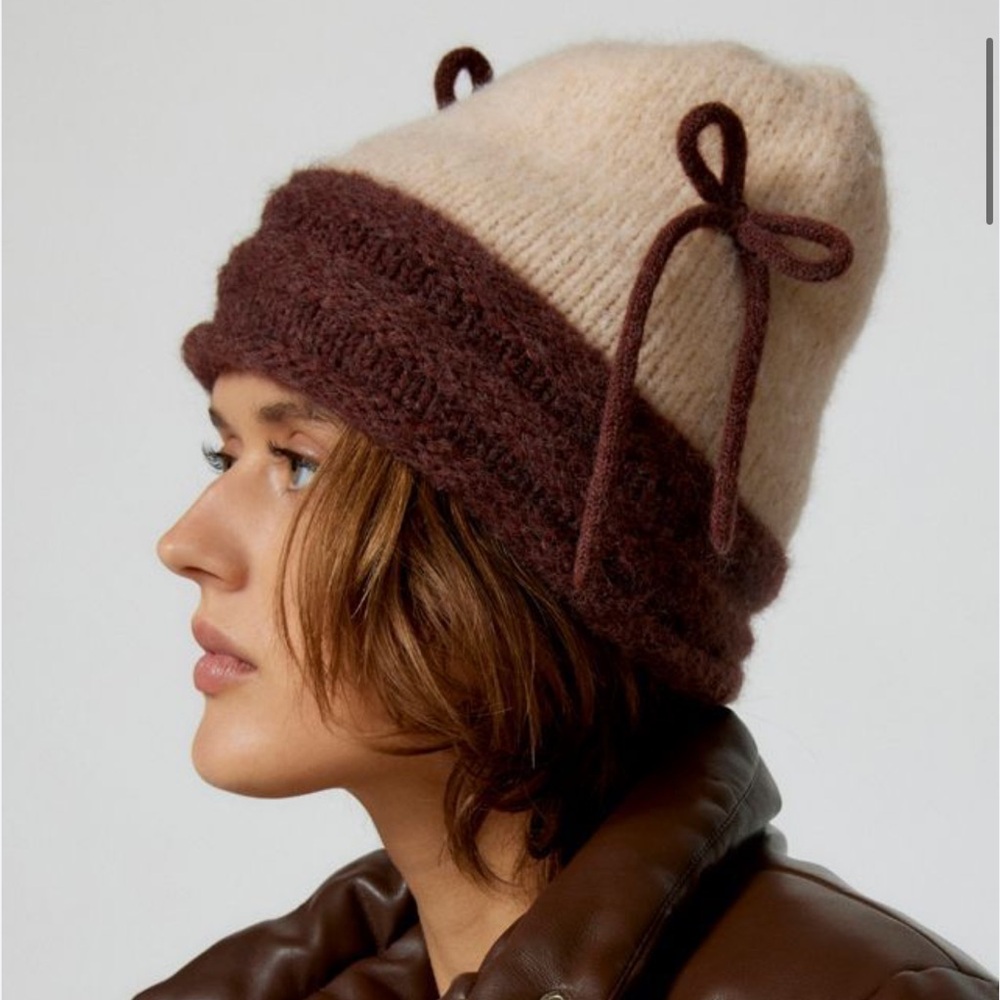 Bow Beanie